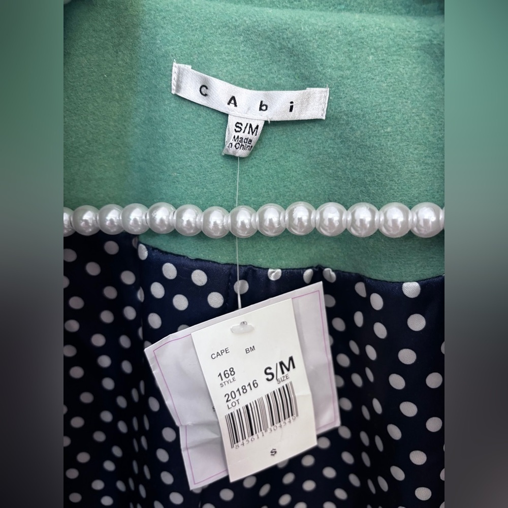 NWT Cabi Carriage House Green Cape
Size: Small /Medium - Picture 7 of 8